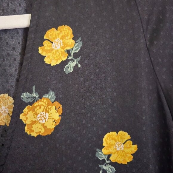 Madewell Bubble Sleeve Wrap Top In Floating Florets Black Gold Size S - Picture 8 of 10